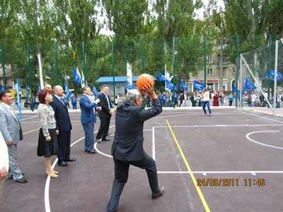 строительство, спортивная, площадка, искусственная, трава, футбольное, поле